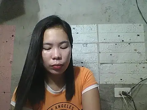 pinaysinglemommm online show from September 28, 9:31 pm