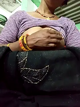 MISS LOVE 001 online show from September 13, 4:59 pm