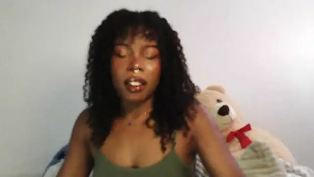 SparklingSoleil online show from September 27, 12:07 am