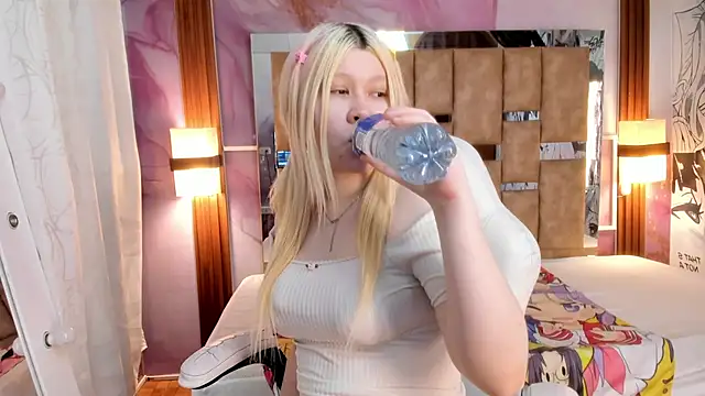 Melody Lolii online show from November 10, 6:14 pm