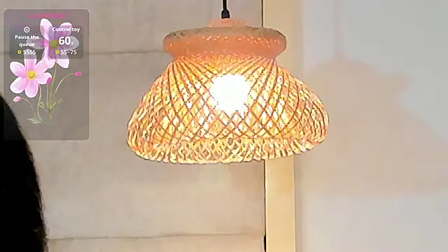 VioletHilton online show from September 29, 6:57 pm