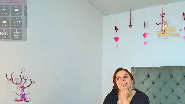 Aliice Reed online show from October 13, 1:14 pm