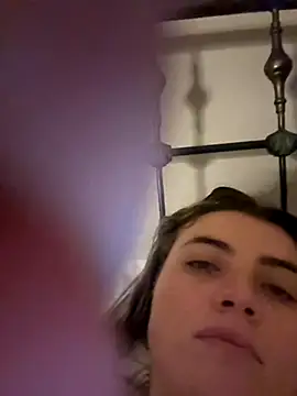 M1l3yD3w online show from October 3, 3:44 am