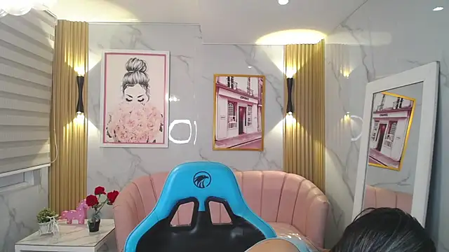 Jade Jones a online show from October 28, 3:45 am