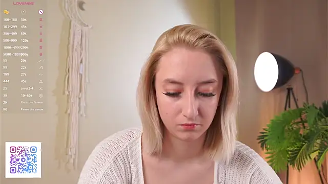 JodeeThu online show from November 22, 7:00 am