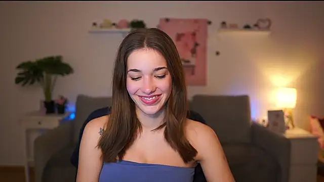 kissie cat online show from January 9, 7:18 pm