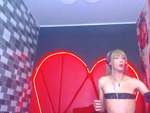 julessxcharlotte online show from September 11, 2:17 pm