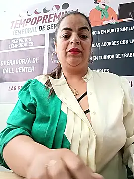 Mia-Glow online show from January 16, 3:19 pm