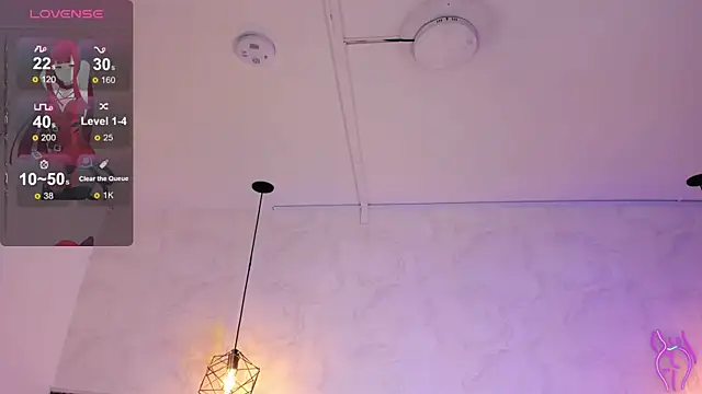 PAULETEJOHNSON online show from April 8, 3:19 am