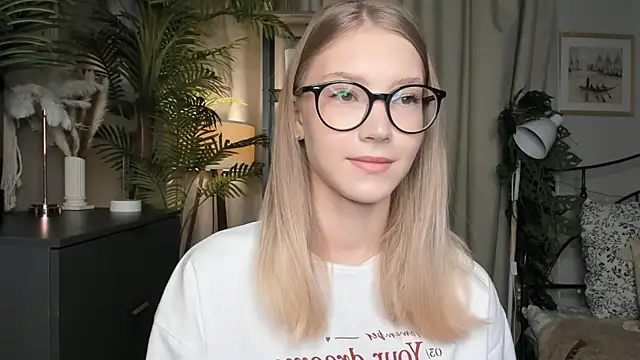 ChinBonnell online show from October 22, 5:45 am