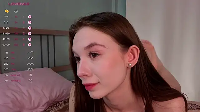 WhiteKelly online show from September 16, 2:47 pm