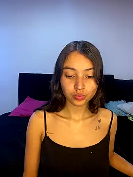 hotwife26 online show from November 4, 3:50 pm