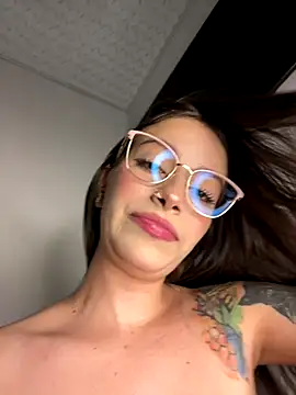 alysa g  online show from October 2, 11:21 pm