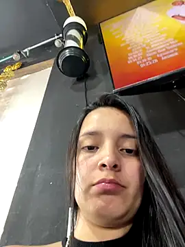 Mia jhoonson online show from November 19, 9:48 pm