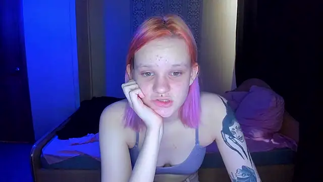 Elieiza xo online show from February 11, 9:22 am