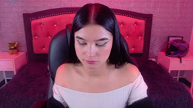 Natalie loffreda online show from February 12, 4:03 am