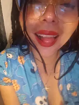 isa  crazy   online show from February 18, 8:24 am