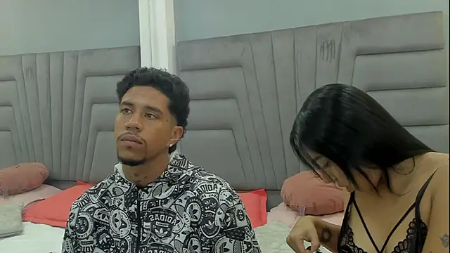 violet and myers online show from October 7, 11:58 am