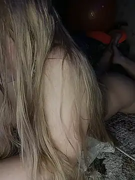 BunnyFoxy777 online show from February 8, 8:56 pm