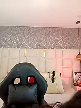  im alaya online show from January 18, 4:53 am