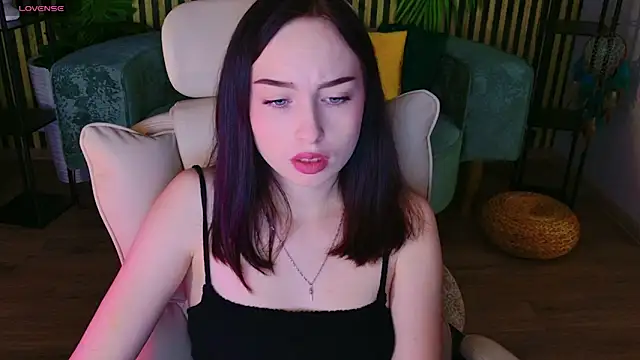 MonikaCarter online show from October 9, 4:11 pm