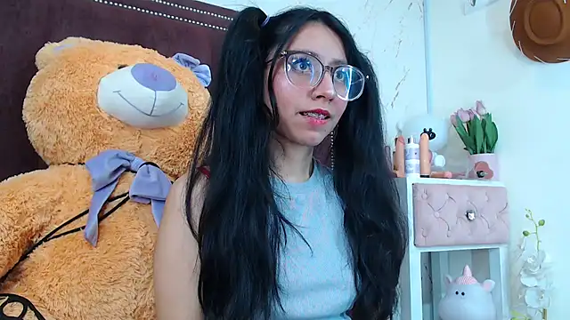 VioletxBloom online show from October 9, 6:06 am