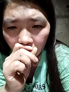 quynhkoolbae online show from March 28, 12:59 pm