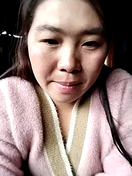 quynhkoolbae online show from March 19, 1:32 am