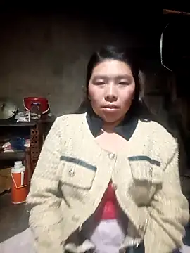 quynhkoolbae online show from February 25, 1:20 pm