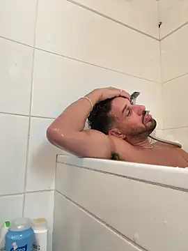 husbandandwifetobe online show from October 17, 9:23 am