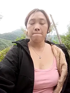 miumiu 00 online show from October 22, 2:16 am