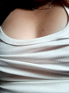 miumiu 00 online show from October 24, 5:25 am