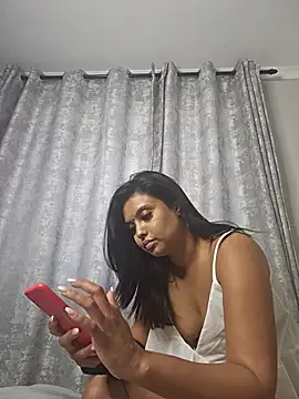 Indian GlowingMiax online show from November 21, 6:37 am