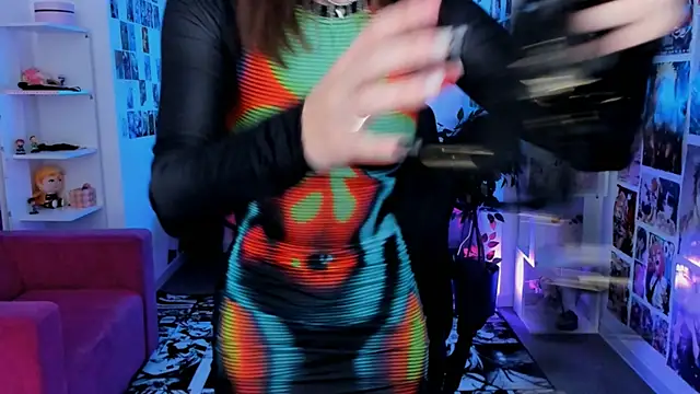 AgataWillis online show from September 18, 1:31 pm