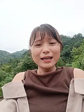 linda bae00 online show from May 21, 8:23 am