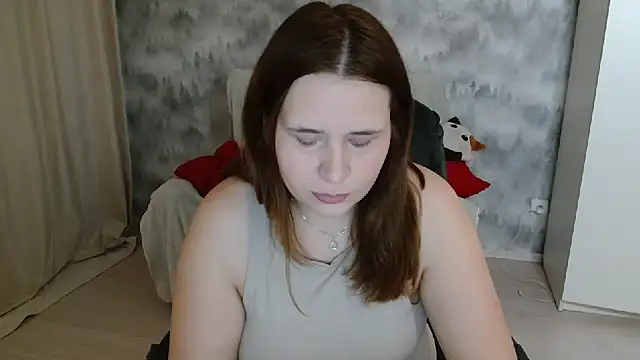 AdelinaLawson online show from February 4, 6:49 am