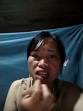   Ngoc20   online show from September 18, 5:06 am