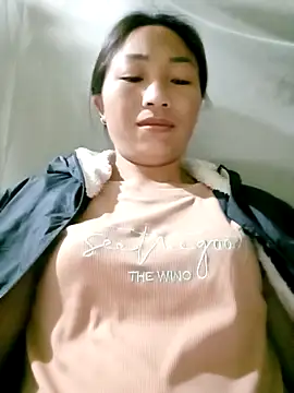 lucybaby00 online show from March 29, 9:47 pm