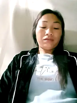 lucybaby00 online show from March 1, 10:31 pm