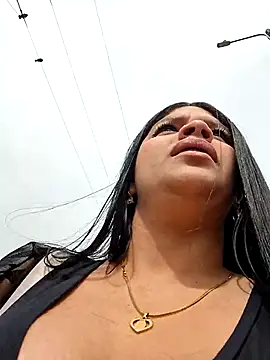 Eiimy pretty online show from October 18, 7:04 pm