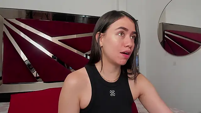 SaraWagner  online show from March 18, 12:04 am