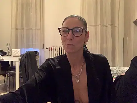 eddivad6974 online show from January 9, 4:00 pm