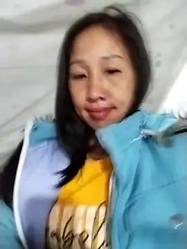 cute love00 online show from February 3, 10:45 pm