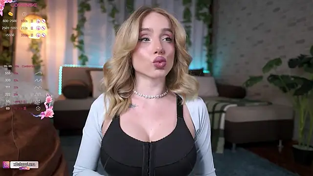 BabyyyLunaX online show from June 18, 7:41 pm