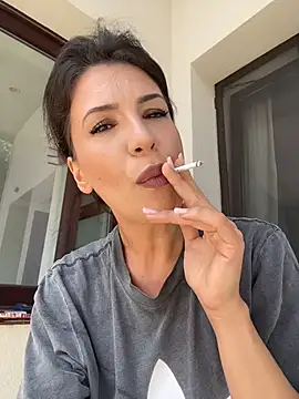 AlyaRei online show from May 28, 9:51 am