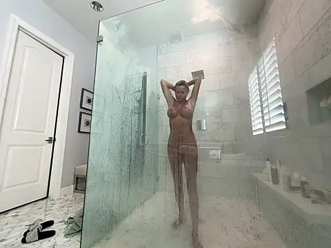 chanelstjames online show from March 27, 5:35 pm