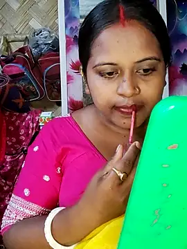 Hot-Show2 online show from April 2, 4:59 pm