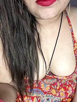 indian-hotmilfs online show from February 17, 6:07 pm