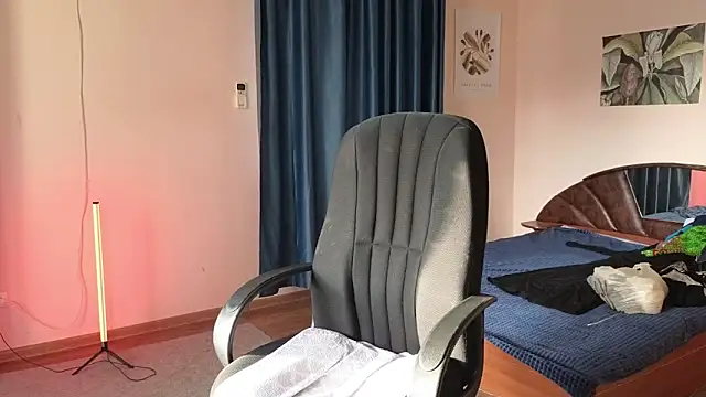 Rosette Pricky online show from September 11, 1:33 pm