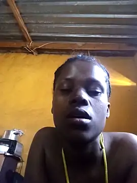 Caramelchick01 online show from October 8, 7:24 am